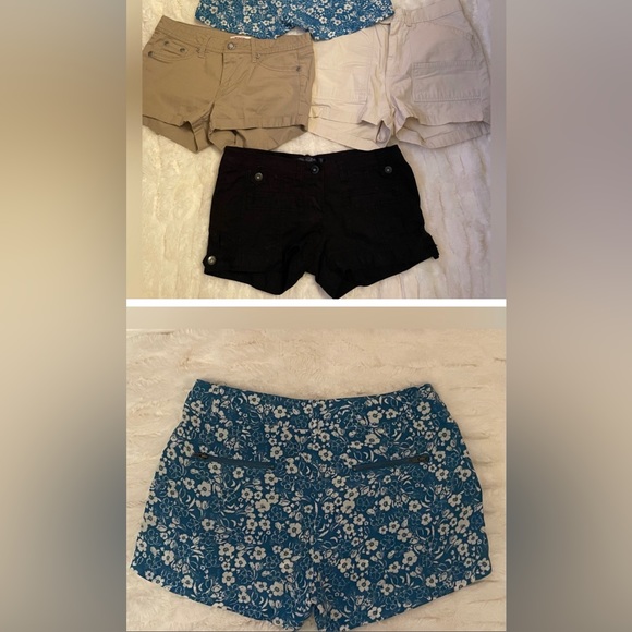 Bundle of 4 Cute Shorts!! Four pairs of sexy shorts! Size Small - Picture 7 of 16